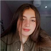 Profesora de psicología imparte clases a alumnos de la ESO/Bachillerato que lo necesiten